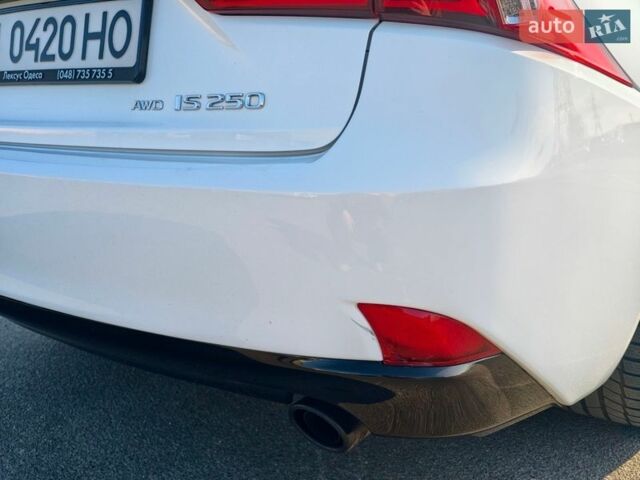 Белый Лексус ИС, объемом двигателя 2.5 л и пробегом 121 тыс. км за 16500 $, фото 12 на Automoto.ua