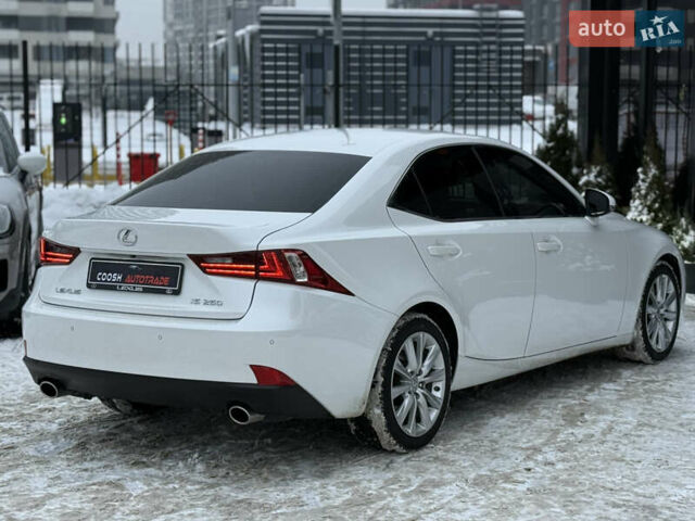 Білий Лексус ІС, об'ємом двигуна 2.5 л та пробігом 143 тис. км за 16800 $, фото 14 на Automoto.ua