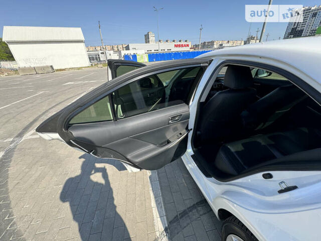 Білий Лексус ІС, об'ємом двигуна 2.5 л та пробігом 139 тис. км за 16499 $, фото 33 на Automoto.ua