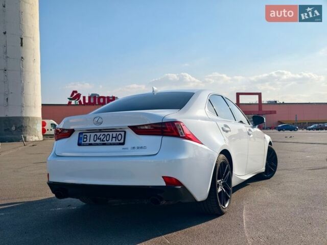 Белый Лексус ИС, объемом двигателя 2.5 л и пробегом 121 тыс. км за 16500 $, фото 5 на Automoto.ua