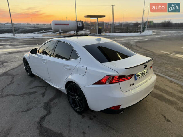 Белый Лексус ИС, объемом двигателя 2.5 л и пробегом 185 тыс. км за 14900 $, фото 45 на Automoto.ua