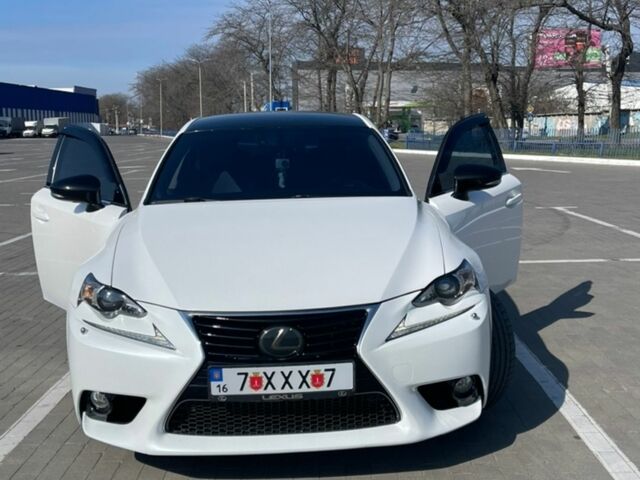 Білий Лексус ІС, об'ємом двигуна 2.5 л та пробігом 141 тис. км за 15800 $, фото 7 на Automoto.ua