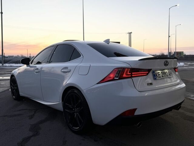 Белый Лексус ИС, объемом двигателя 2.5 л и пробегом 185 тыс. км за 14900 $, фото 18 на Automoto.ua