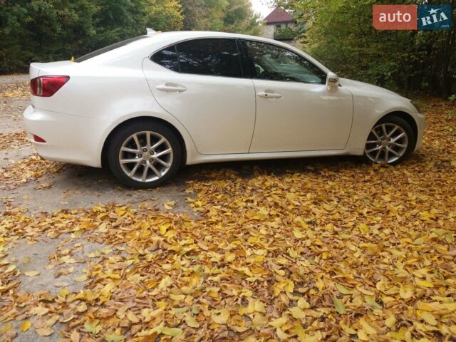 Білий Лексус ІС, об'ємом двигуна 2.5 л та пробігом 239 тис. км за 11500 $, фото 2 на Automoto.ua