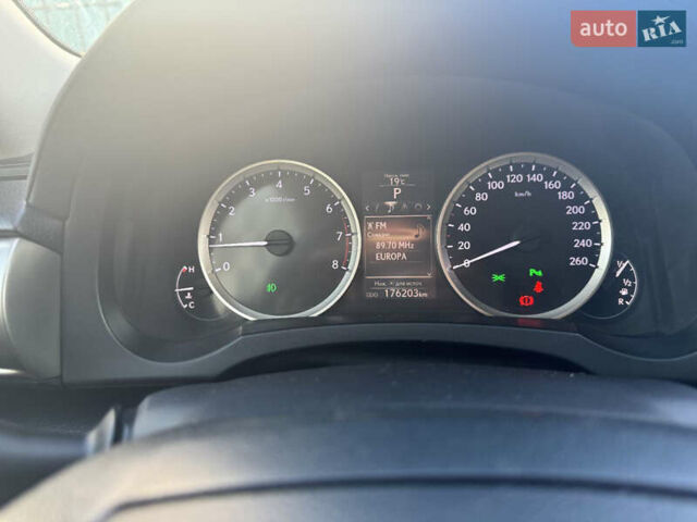 Білий Лексус ІС, об'ємом двигуна 2.5 л та пробігом 177 тис. км за 16300 $, фото 20 на Automoto.ua