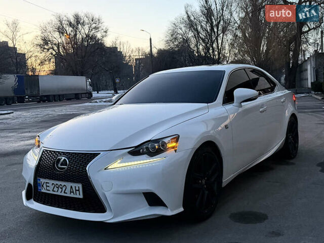 Белый Лексус ИС, объемом двигателя 2.5 л и пробегом 185 тыс. км за 14900 $, фото 32 на Automoto.ua