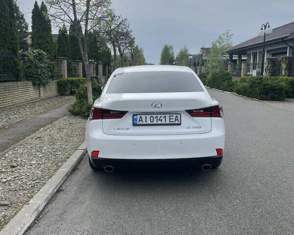 Білий Лексус ІС, об'ємом двигуна 2.5 л та пробігом 188 тис. км за 16200 $, фото 2 на Automoto.ua