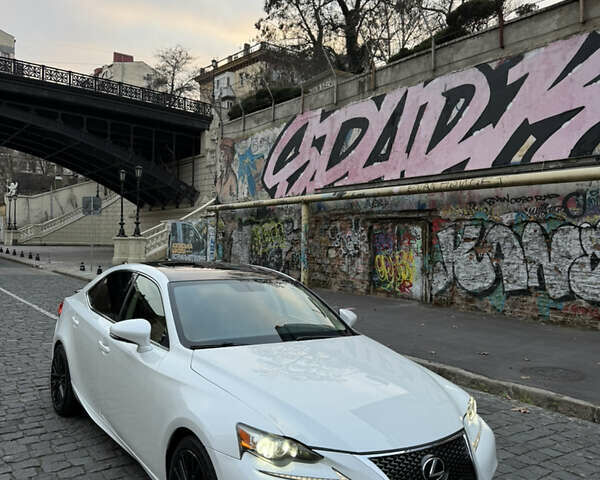 Білий Лексус ІС, об'ємом двигуна 2.5 л та пробігом 138 тис. км за 16800 $, фото 2 на Automoto.ua