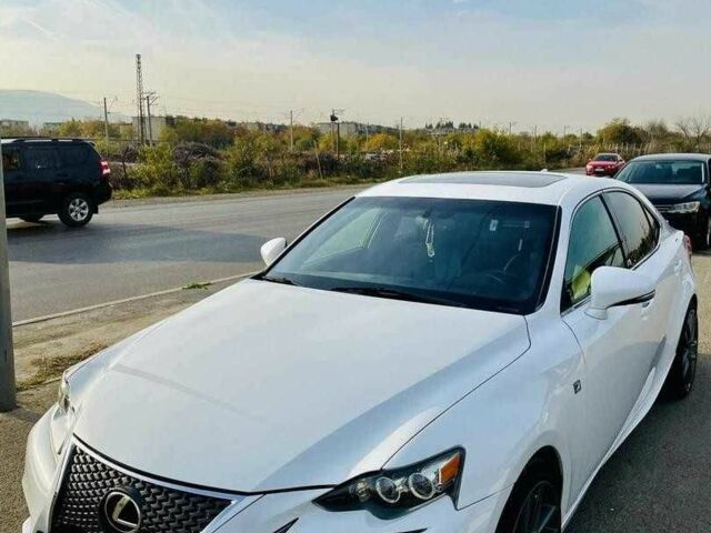 Белый Лексус ИС, объемом двигателя 2.5 л и пробегом 196 тыс. км за 9800 $, фото 8 на Automoto.ua
