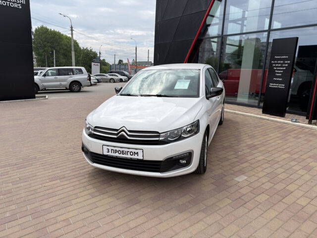 Білий Лексус ІС, об'ємом двигуна 2.5 л та пробігом 25 тис. км за 25000 $, фото 6 на Automoto.ua