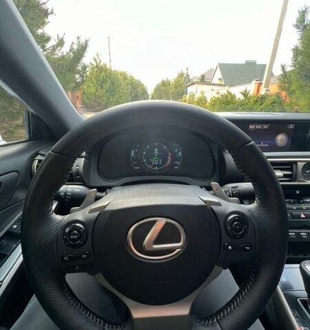 Білий Лексус ІС, об'ємом двигуна 2.5 л та пробігом 177 тис. км за 17000 $, фото 19 на Automoto.ua