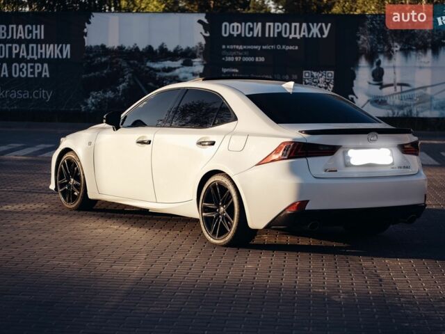 Білий Лексус ІС, об'ємом двигуна 2.5 л та пробігом 165 тис. км за 15300 $, фото 12 на Automoto.ua