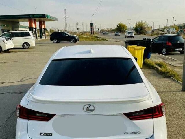 Белый Лексус ИС, объемом двигателя 2.5 л и пробегом 196 тыс. км за 9800 $, фото 3 на Automoto.ua