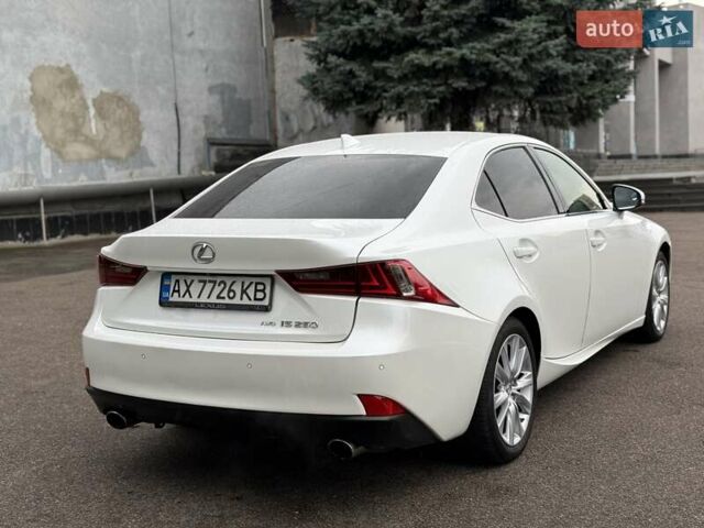 Белый Лексус ИС, объемом двигателя 2.5 л и пробегом 240 тыс. км за 12500 $, фото 22 на Automoto.ua