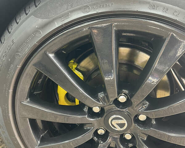 Белый Лексус ИС, объемом двигателя 2.49 л и пробегом 192 тыс. км за 18500 $, фото 3 на Automoto.ua