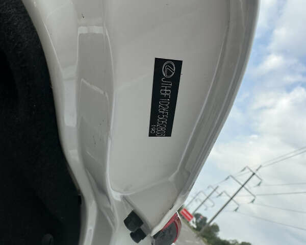 Белый Лексус ИС, объемом двигателя 2.5 л и пробегом 160 тыс. км за 16900 $, фото 15 на Automoto.ua