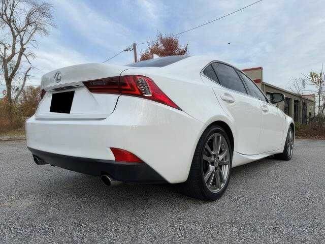 Белый Лексус ИС, объемом двигателя 2.5 л и пробегом 99 тыс. км за 8600 $, фото 7 на Automoto.ua