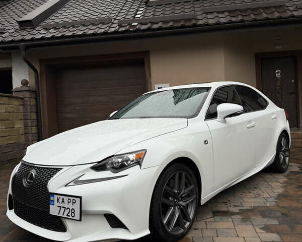 Білий Лексус ІС, об'ємом двигуна 2 л та пробігом 124 тис. км за 17760 $, фото 3 на Automoto.ua