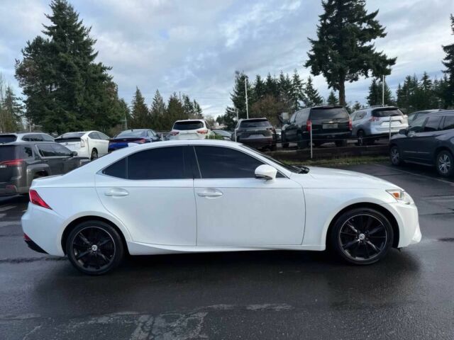 Белый Лексус ИС, объемом двигателя 2.5 л и пробегом 72 тыс. км за 4600 $, фото 7 на Automoto.ua