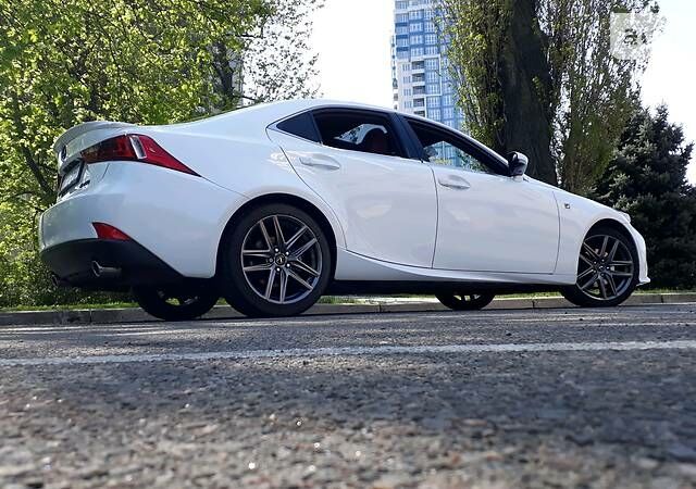 Білий Лексус ІС, об'ємом двигуна 2.5 л та пробігом 34 тис. км за 24450 $, фото 3 на Automoto.ua