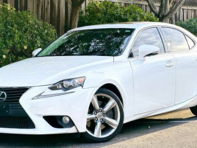Білий Лексус ІС, об'ємом двигуна 3.5 л та пробігом 71 тис. км за 3500 $, фото 2 на Automoto.ua