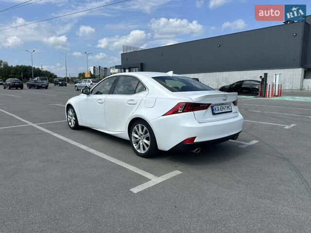 Белый Лексус ИС, объемом двигателя 2.5 л и пробегом 160 тыс. км за 16900 $, фото 11 на Automoto.ua