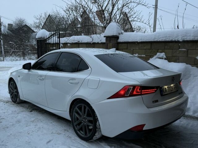 Білий Лексус ІС, об'ємом двигуна 2 л та пробігом 125 тис. км за 16500 $, фото 2 на Automoto.ua