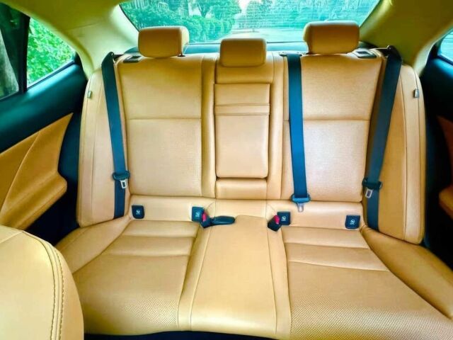 Білий Лексус ІС, об'ємом двигуна 3.5 л та пробігом 71 тис. км за 3500 $, фото 13 на Automoto.ua