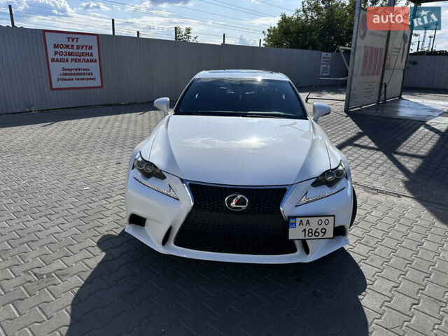 Білий Лексус ІС, об'ємом двигуна 2 л та пробігом 118 тис. км за 17900 $, фото 6 на Automoto.ua