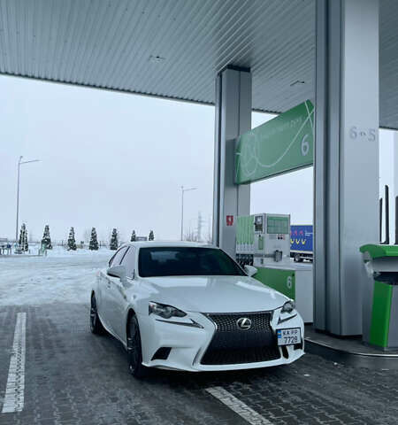 Белый Лексус ИС, объемом двигателя 2 л и пробегом 125 тыс. км за 17400 $, фото 21 на Automoto.ua