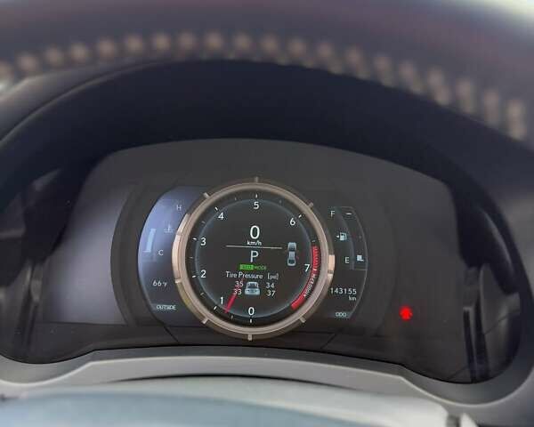 Белый Лексус ИС, объемом двигателя 2.5 л и пробегом 173 тыс. км за 17300 $, фото 11 на Automoto.ua