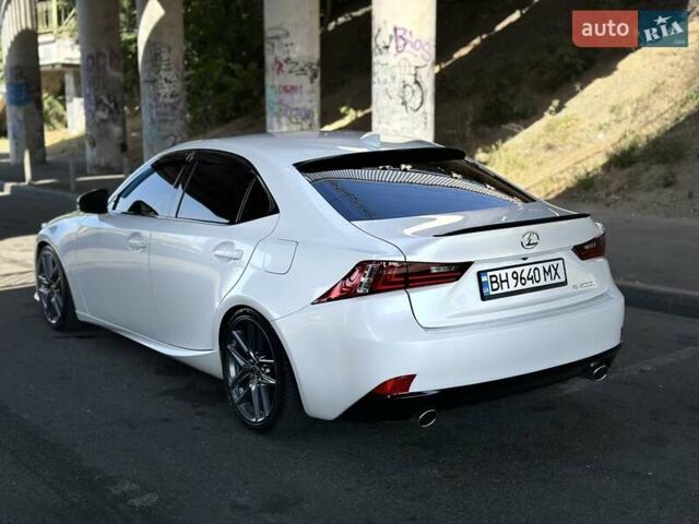 Білий Лексус ІС, об'ємом двигуна 2 л та пробігом 112 тис. км за 19500 $, фото 10 на Automoto.ua