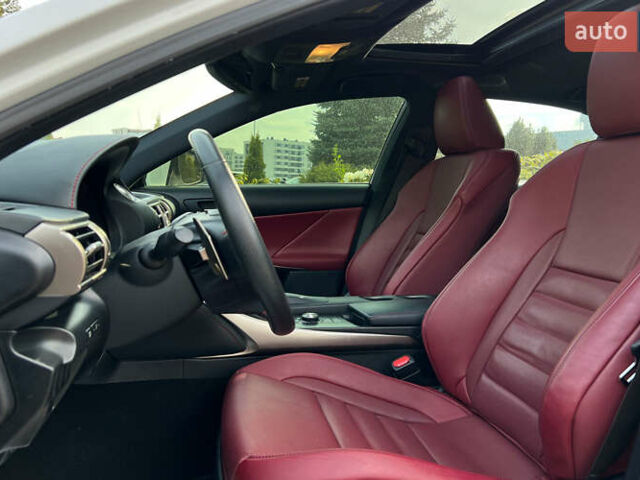 Белый Лексус ИС, объемом двигателя 2.5 л и пробегом 125 тыс. км за 17890 $, фото 18 на Automoto.ua
