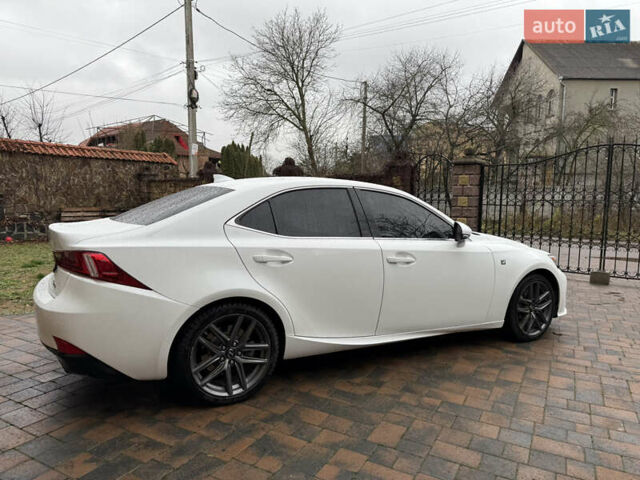 Білий Лексус ІС, об'ємом двигуна 2 л та пробігом 124 тис. км за 17760 $, фото 6 на Automoto.ua