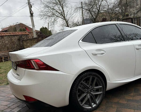 Білий Лексус ІС, об'ємом двигуна 2 л та пробігом 124 тис. км за 17760 $, фото 7 на Automoto.ua