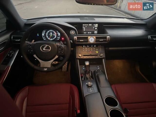 Білий Лексус ІС, об'ємом двигуна 2 л та пробігом 125 тис. км за 17000 $, фото 10 на Automoto.ua