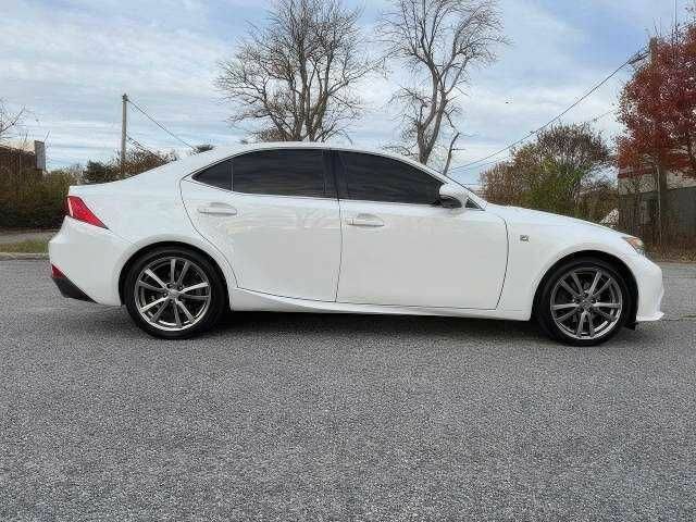 Белый Лексус ИС, объемом двигателя 2.5 л и пробегом 99 тыс. км за 8600 $, фото 8 на Automoto.ua