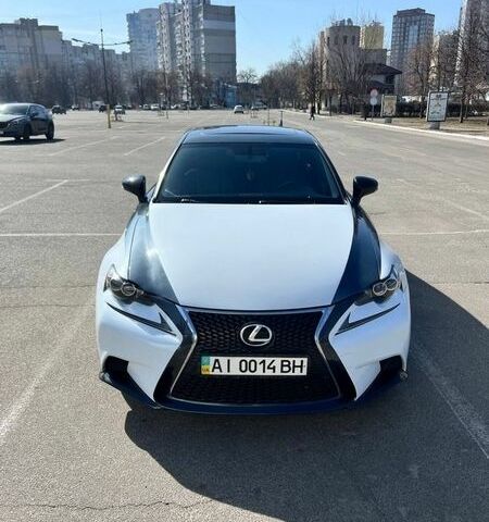 Белый Лексус ИС, объемом двигателя 2 л и пробегом 113 тыс. км за 17500 $, фото 7 на Automoto.ua