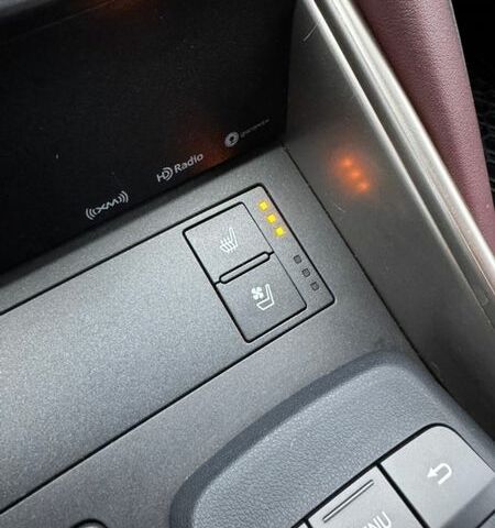 Білий Лексус ІС, об'ємом двигуна 2 л та пробігом 116 тис. км за 17500 $, фото 16 на Automoto.ua