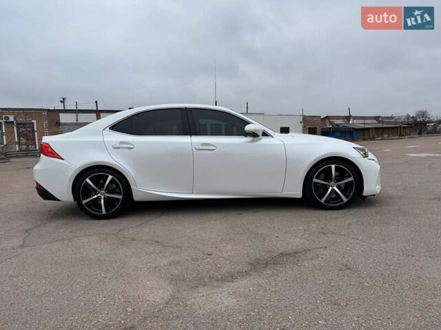 Білий Лексус ІС, об'ємом двигуна 2 л та пробігом 115 тис. км за 17700 $, фото 39 на Automoto.ua