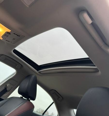 Білий Лексус ІС, об'ємом двигуна 2 л та пробігом 116 тис. км за 17500 $, фото 12 на Automoto.ua