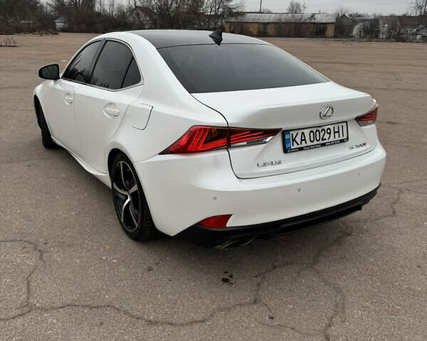Білий Лексус ІС, об'ємом двигуна 2 л та пробігом 115 тис. км за 17700 $, фото 3 на Automoto.ua