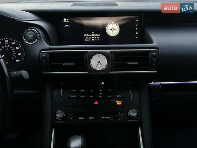 Білий Лексус ІС, об'ємом двигуна 2 л та пробігом 150 тис. км за 17700 $, фото 24 на Automoto.ua