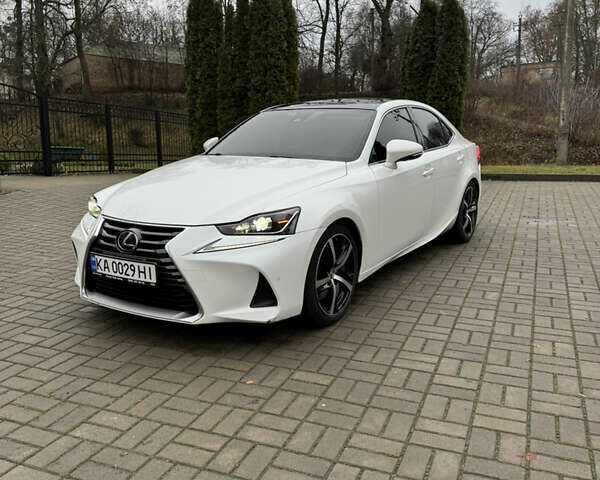 Белый Лексус ИС, объемом двигателя 2 л и пробегом 115 тыс. км за 17700 $, фото 30 на Automoto.ua