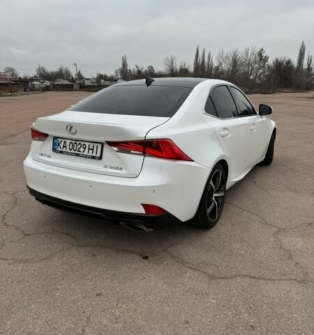 Білий Лексус ІС, об'ємом двигуна 2 л та пробігом 116 тис. км за 17500 $, фото 4 на Automoto.ua