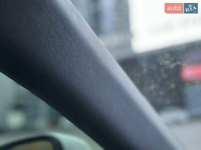 Білий Лексус ІС, об'ємом двигуна 2 л та пробігом 150 тис. км за 17700 $, фото 26 на Automoto.ua