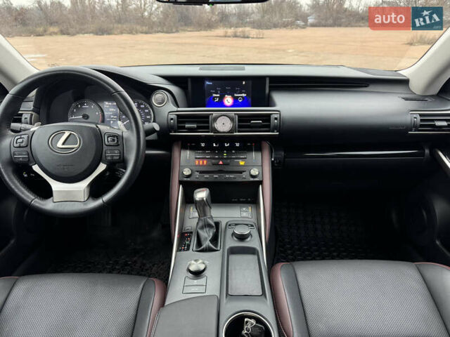 Білий Лексус ІС, об'ємом двигуна 2 л та пробігом 115 тис. км за 17700 $, фото 15 на Automoto.ua