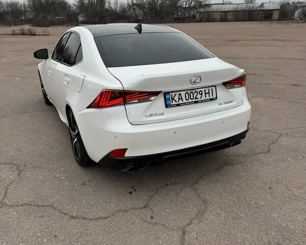 Білий Лексус ІС, об'ємом двигуна 2 л та пробігом 115 тис. км за 17700 $, фото 43 на Automoto.ua