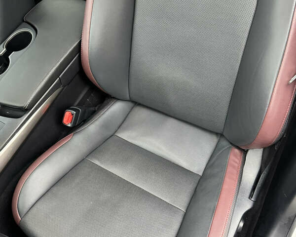 Білий Лексус ІС, об'ємом двигуна 2 л та пробігом 115 тис. км за 17700 $, фото 19 на Automoto.ua