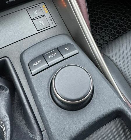 Білий Лексус ІС, об'ємом двигуна 2 л та пробігом 116 тис. км за 17500 $, фото 14 на Automoto.ua